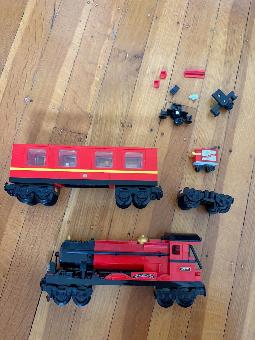 Lego Harry Potter Hogwarts Express train red set wizard bricks steam built Xmas